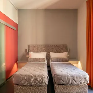 94 Luxury , Rome Italie